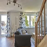 Haus Am Wald Apartamento *