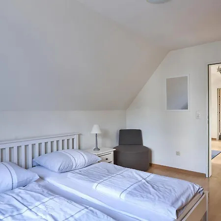 Haus Am Wald 아파트 Böhl